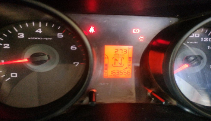 2018 Mahindra TUV300 T4 PLUS, Diesel, Manual, 1,65,556 km, interior