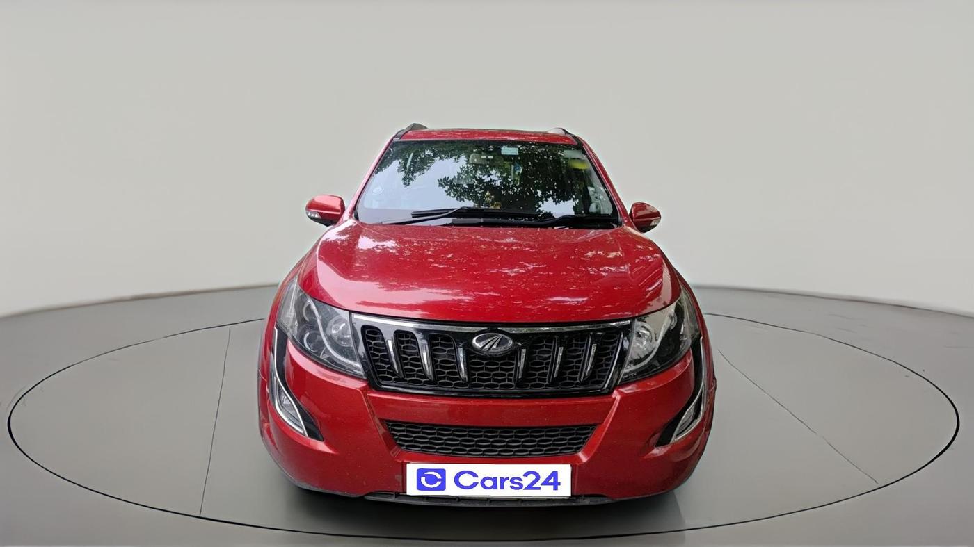 2017 Mahindra XUV500 W10 AT, Diesel, Automatic, 84,959 km, exterior