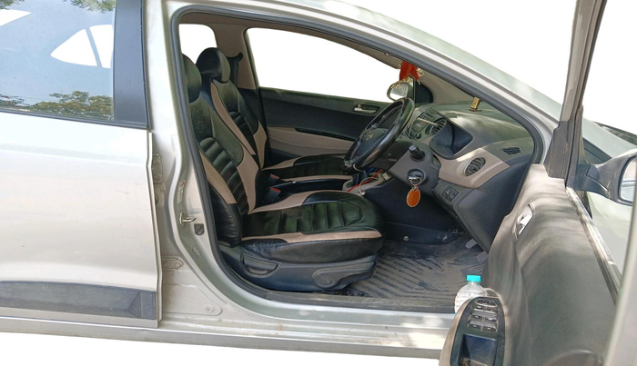 2015 Hyundai Xcent S 1.2, CNG, Manual, 1,23,411 km, interior