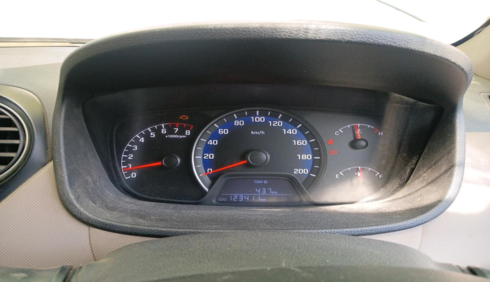 2015 Hyundai Xcent S 1.2, CNG, Manual, 1,23,411 km, interior