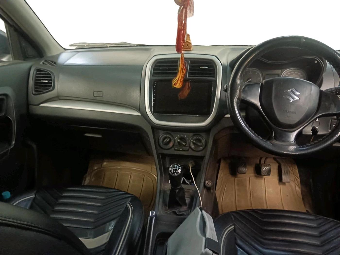 2017 Maruti Vitara Brezza VDI (O), Diesel, Manual, 1,88,197 km, interior