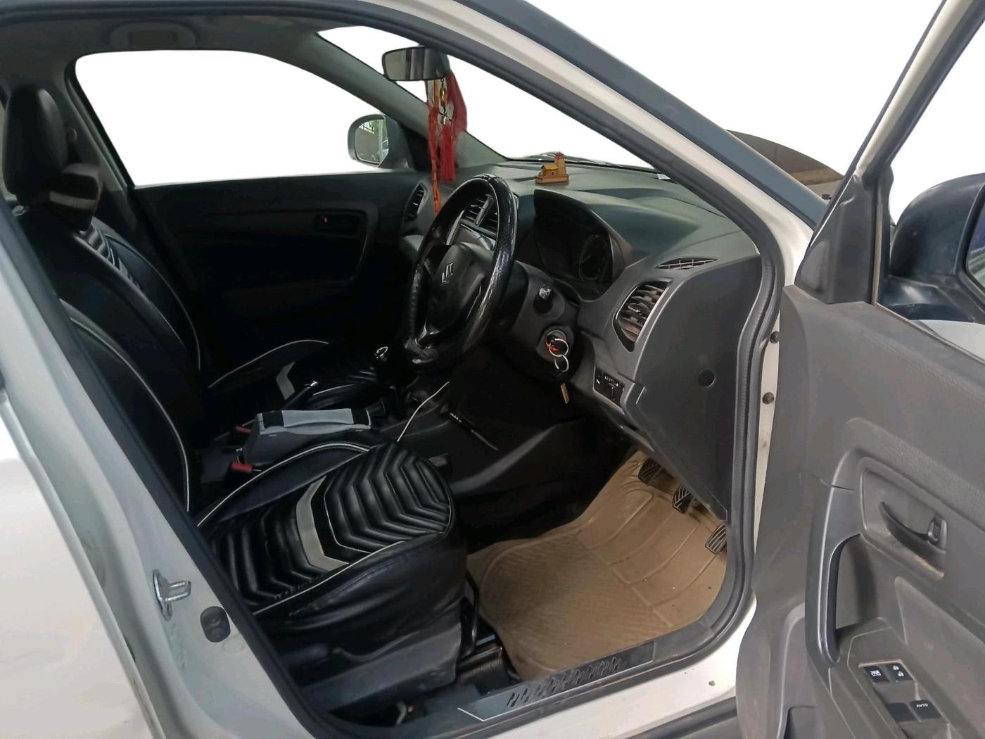 2017 Maruti Vitara Brezza VDI (O), Diesel, Manual, 1,88,197 km, interior