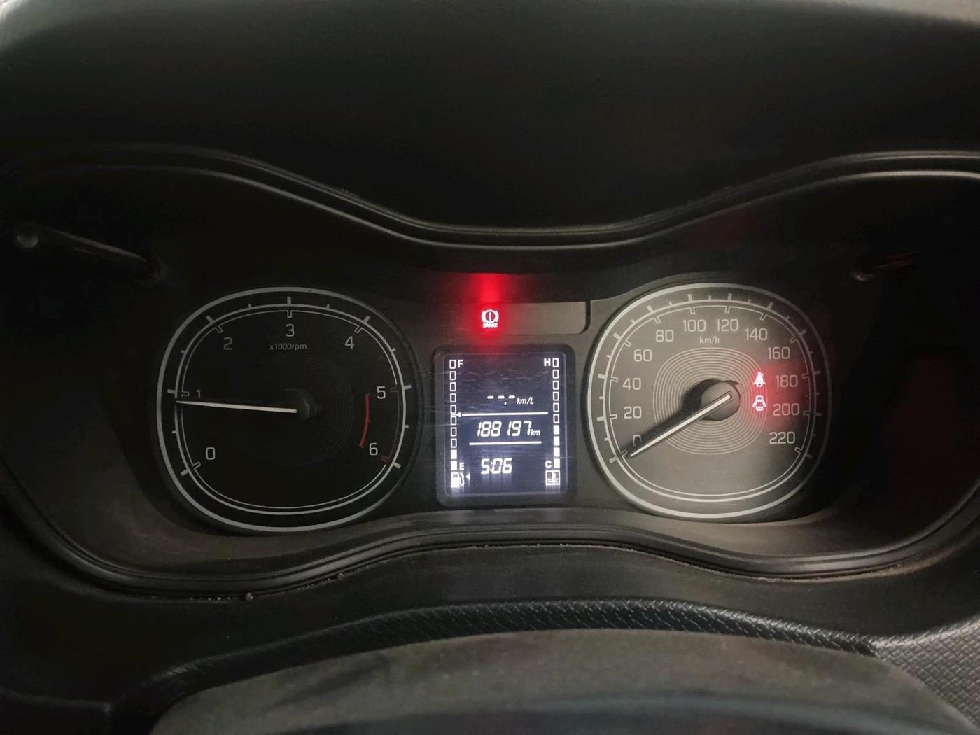 2017 Maruti Vitara Brezza VDI (O), Diesel, Manual, 1,88,197 km, interior