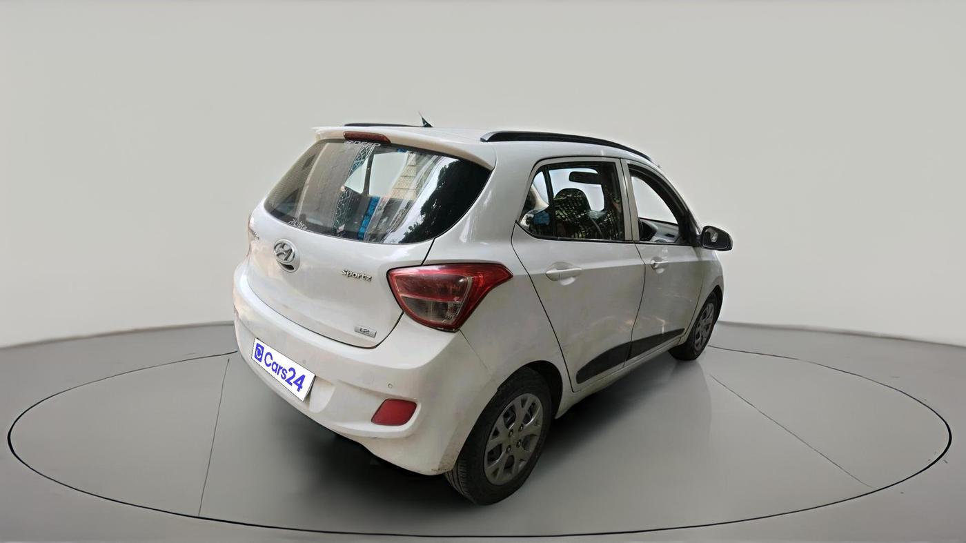 2016 Hyundai Grand i10 SPORTZ 1.2 KAPPA VTVT, CNG, Manual, 98,606 km, exterior