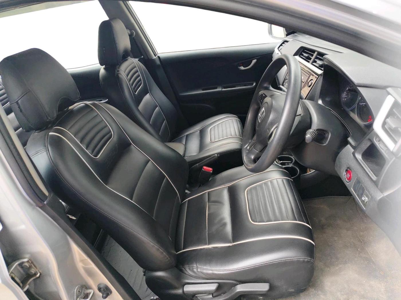 2016 Honda BR-V 1.5L I-VTEC V, Petrol, Manual, 87,671 km, interior
