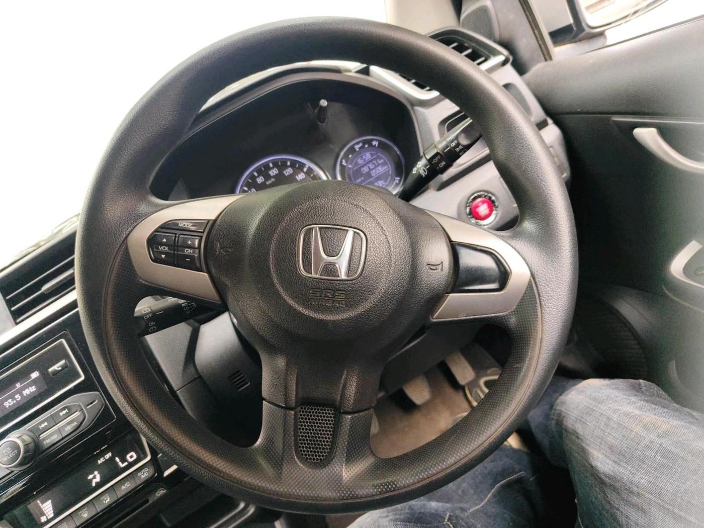 2016 Honda BR-V 1.5L I-VTEC V, Petrol, Manual, 87,671 km, interior
