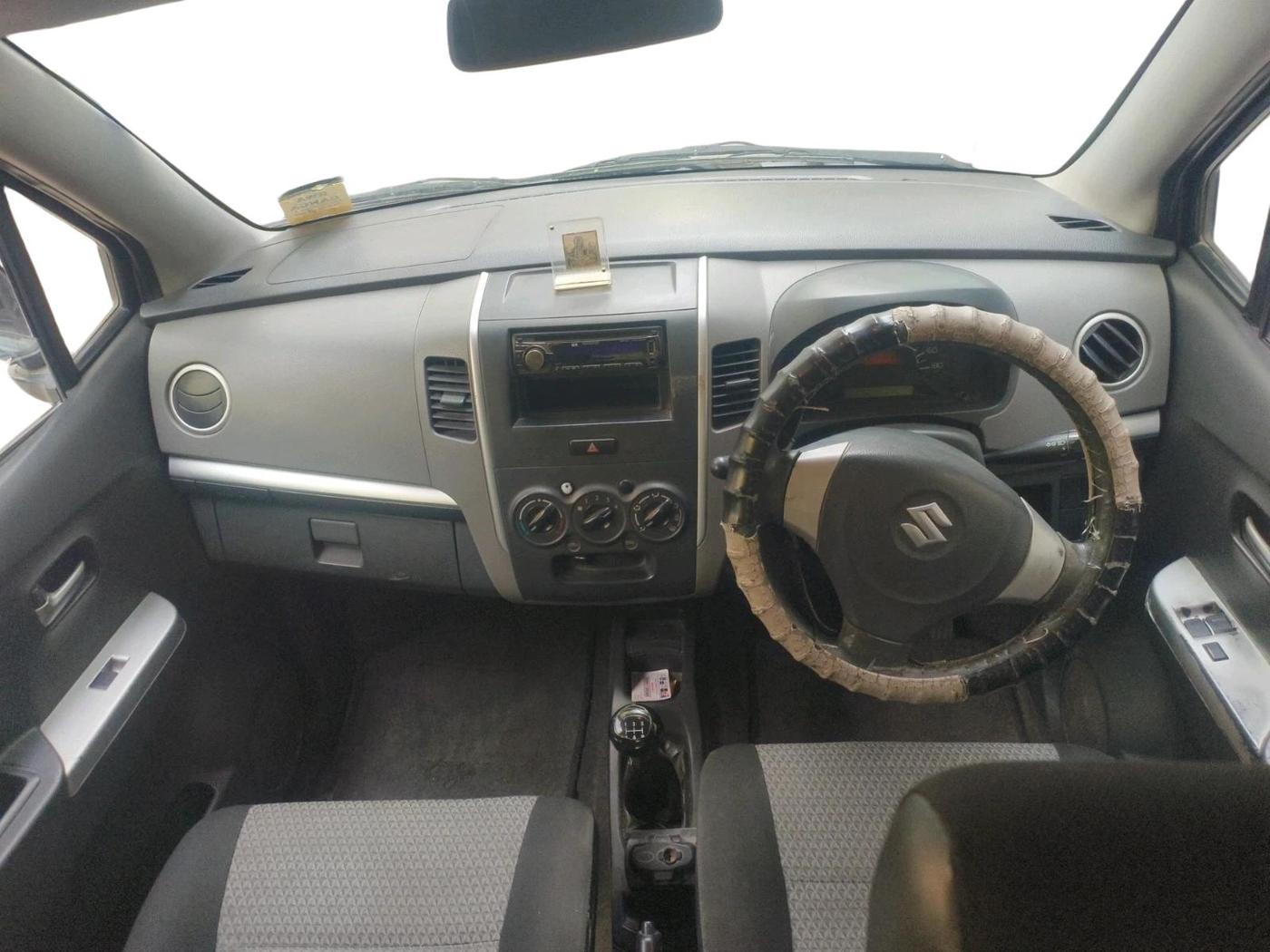 2012 Maruti Wagon R 1.0 LXI CNG, CNG, Manual, 75,485 km, interior