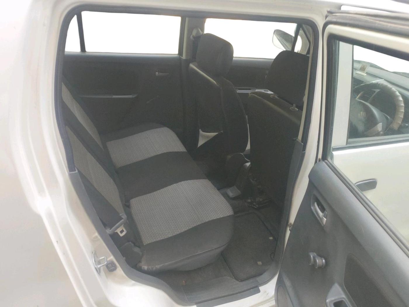 2012 Maruti Wagon R 1.0 LXI CNG, CNG, Manual, 75,485 km, interior