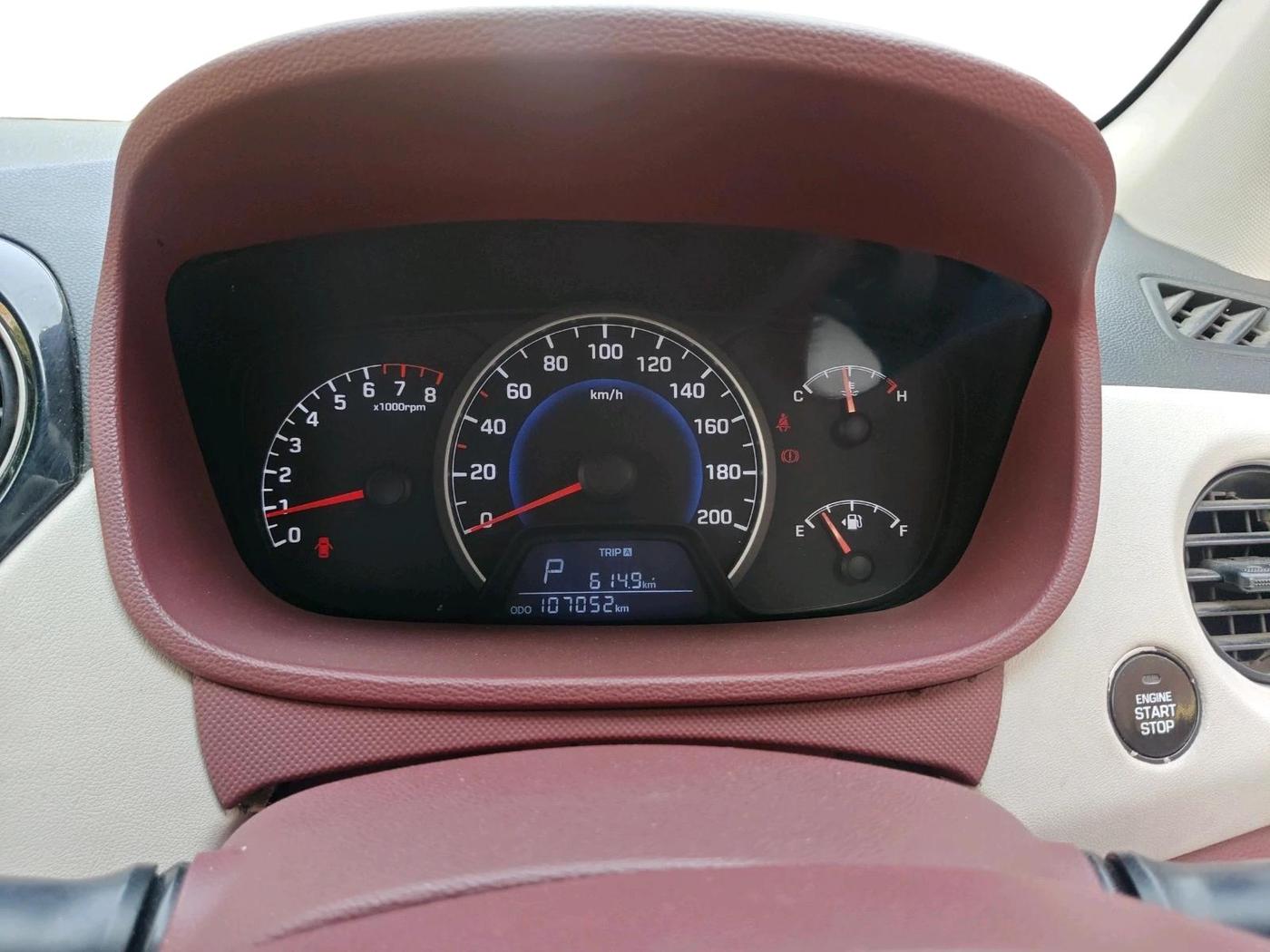 2014 Hyundai Grand i10 ASTA AT 1.2 KAPPA VTVT, CNG, Automatic, 1,07,052 km, interior
