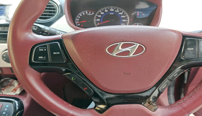 2014 Hyundai Grand i10 ASTA AT 1.2 KAPPA VTVT, CNG, Automatic, 1,07,052 km, interior