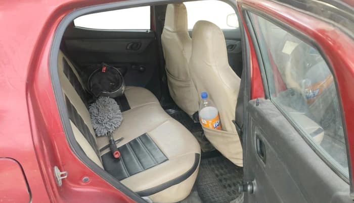 2016 Renault Kwid RXT 1.0, Petrol, Manual, 90,043 km, interior
