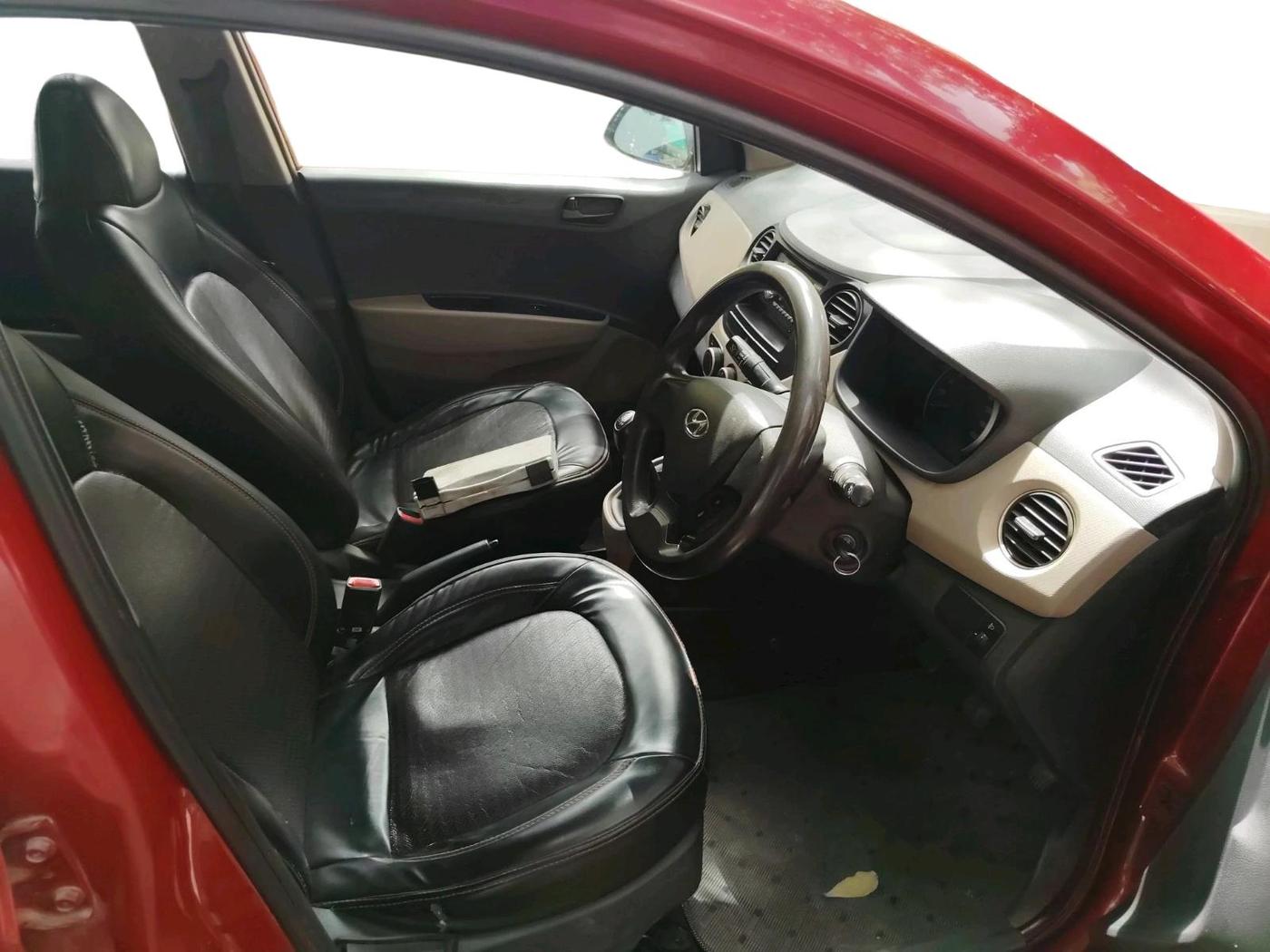 2017 Hyundai Grand i10 MAGNA 1.2 KAPPA VTVT, Petrol, Manual, 61,754 km, interior