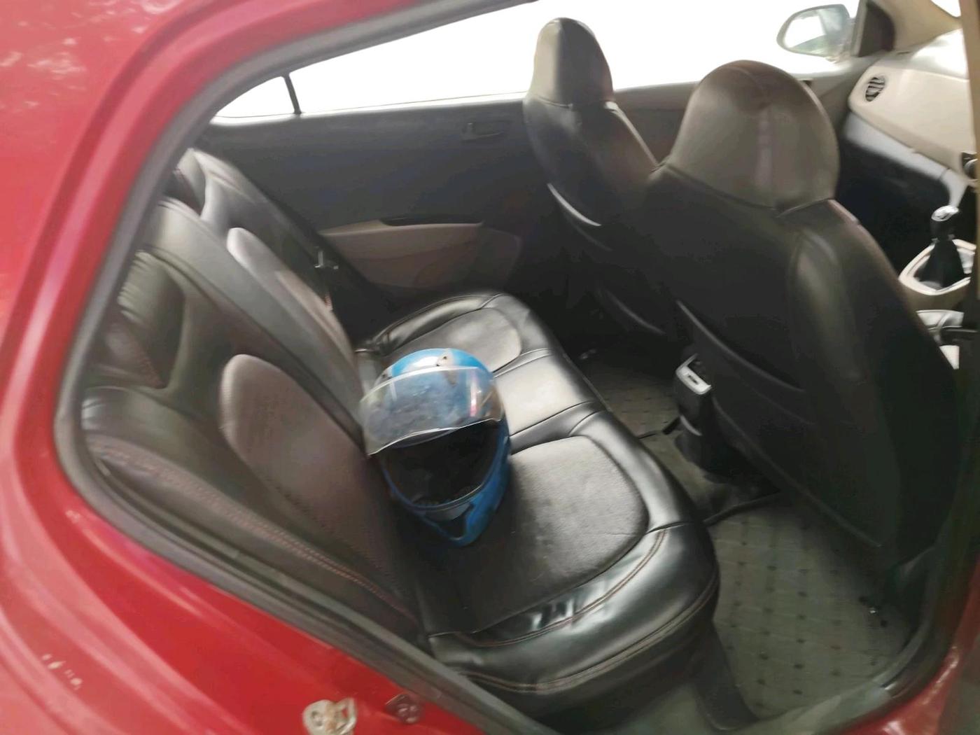 2017 Hyundai Grand i10 MAGNA 1.2 KAPPA VTVT, Petrol, Manual, 61,754 km, interior