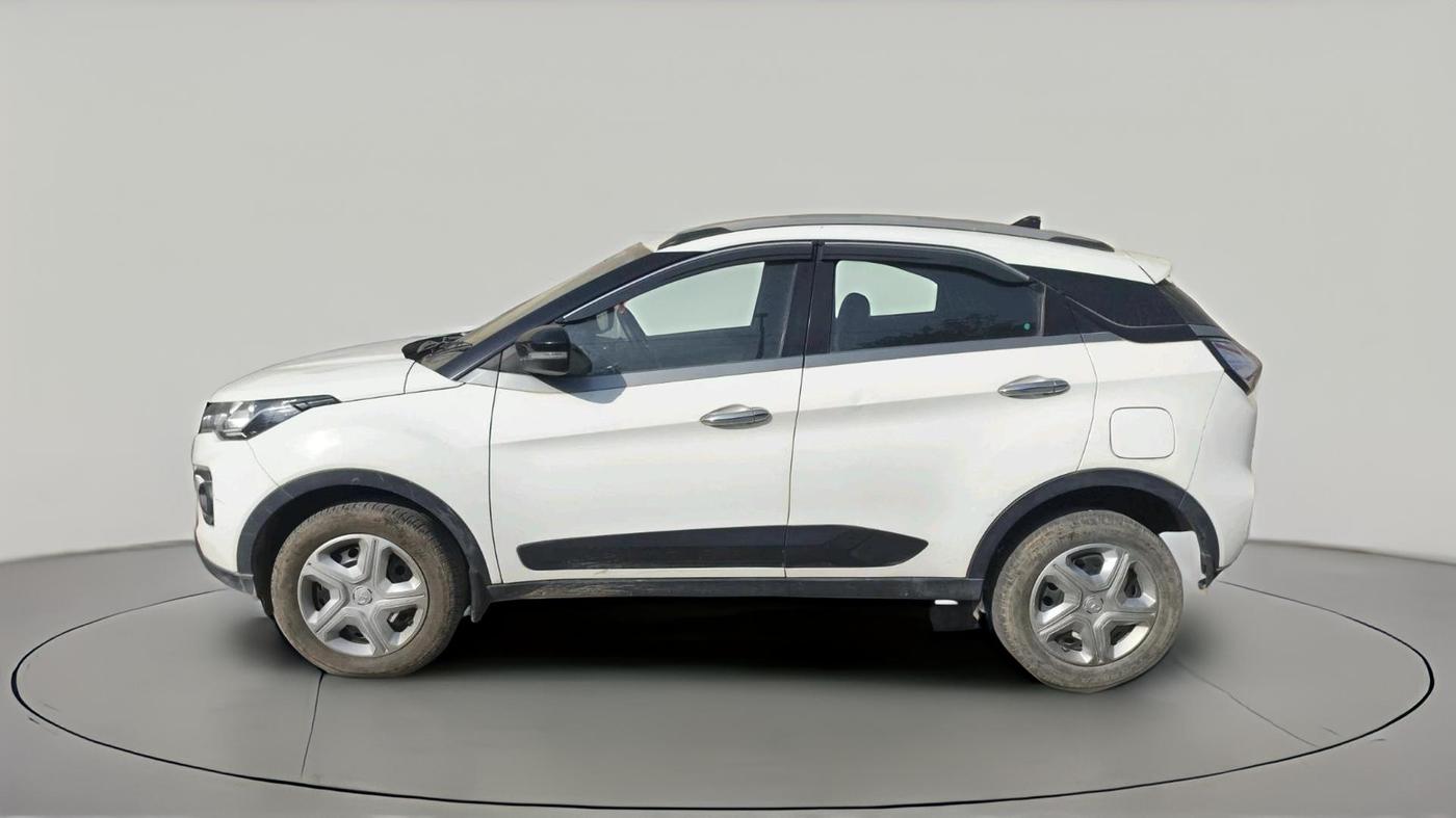 2021 Tata NEXON XM SUNROOF PETROL, Petrol, Manual, 21,000 km, exterior