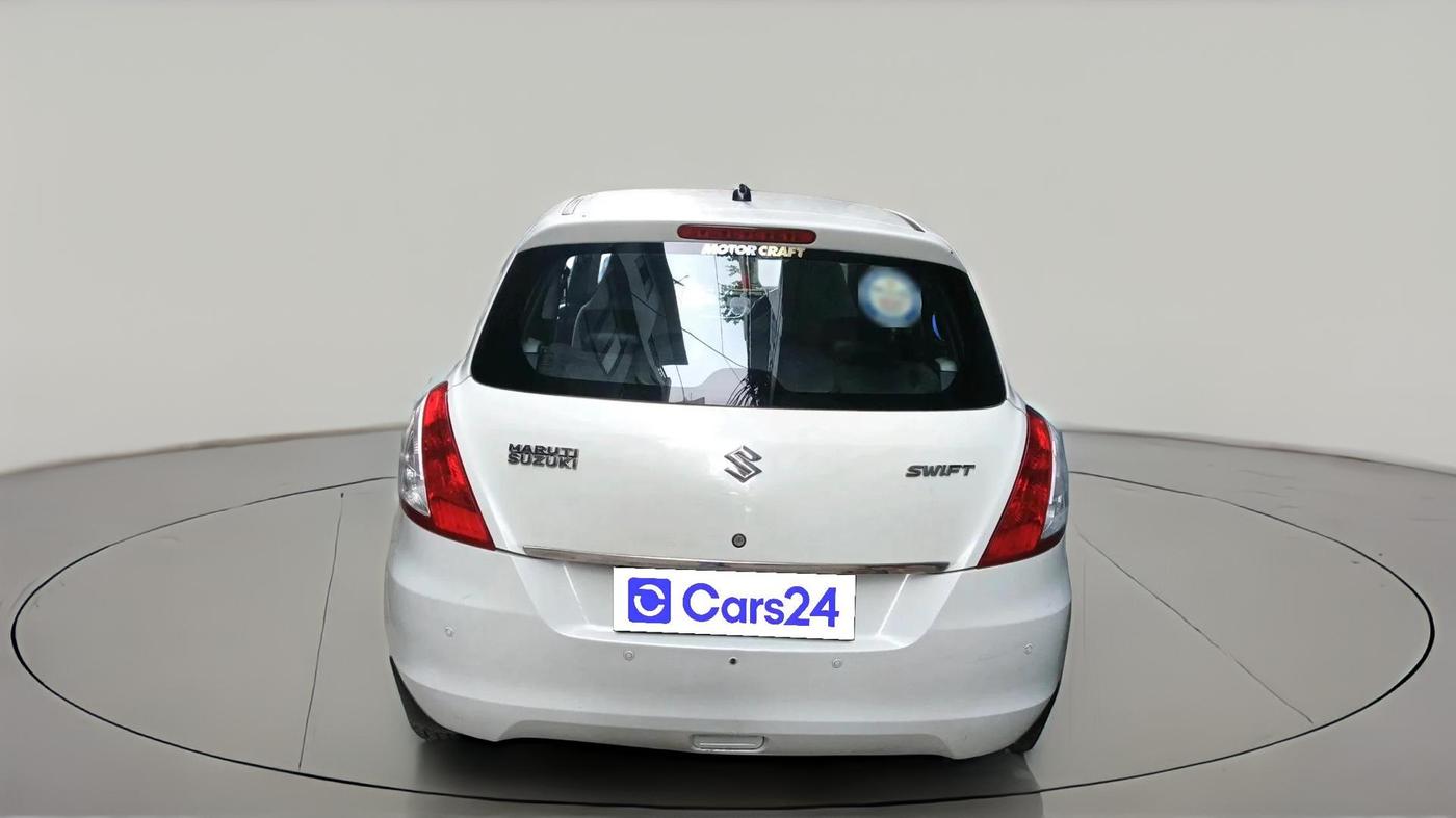 2016 Maruti Swift LXI (O), CNG, Manual, 47,456 km, exterior