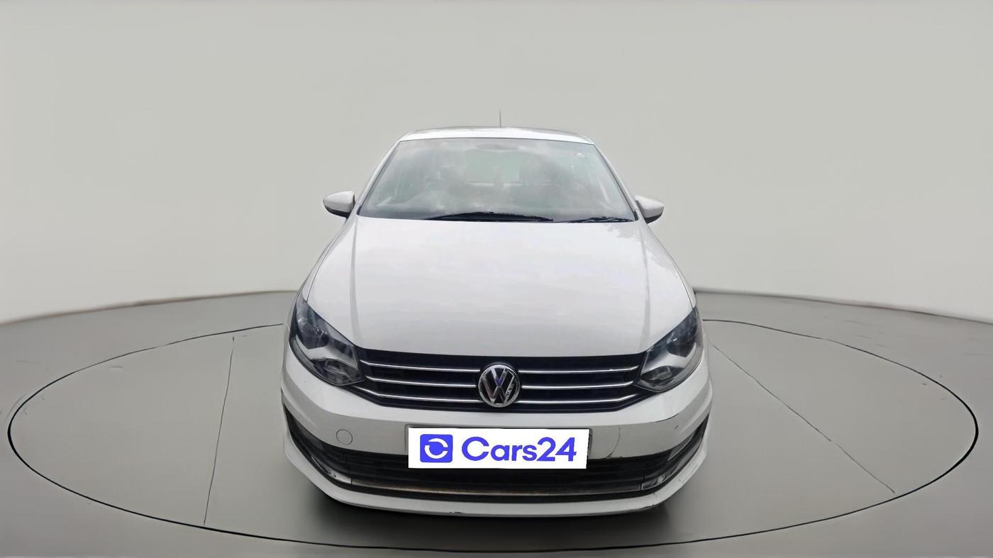 2015 Volkswagen Vento HIGHLINE PETROL AT, Petrol, Automatic, 1,33,554 km, exterior