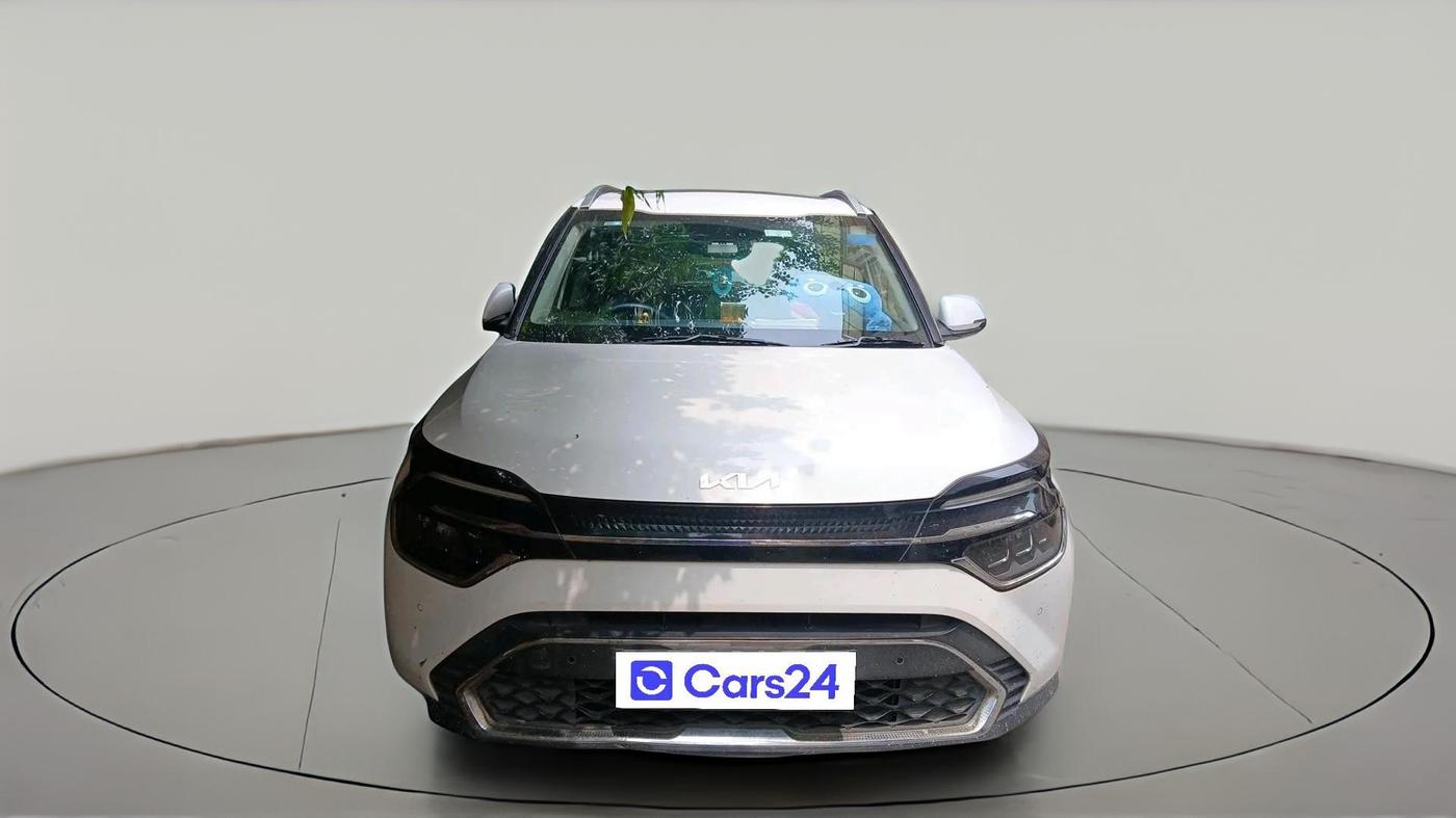 2022 KIA CARENS LUXURY PLUS 1.4 PETROL 7 STR, Petrol, Manual, 48,288 km, exterior