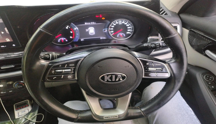 2019 KIA SELTOS HTX PLUS AT1.5 DIESEL, Diesel, Automatic, 97,119 km, interior