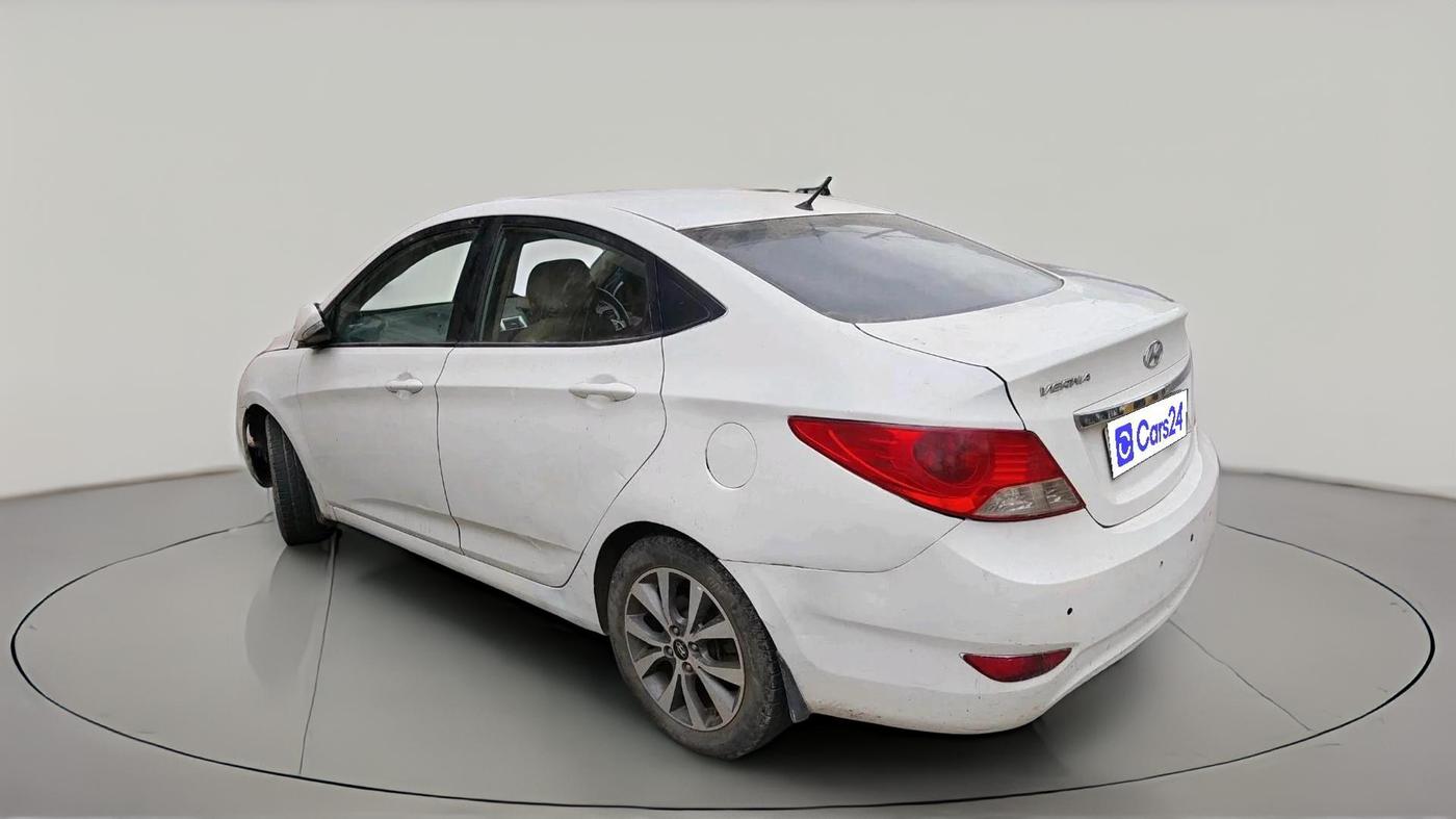 2014 Hyundai Verna FLUIDIC 1.4 VTVT CX, Petrol, Manual, 1,24,111 km, exterior