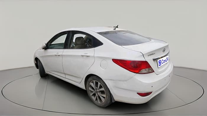2014 Hyundai Verna FLUIDIC 1.4 VTVT CX, Petrol, Manual, 1,24,111 km, exterior