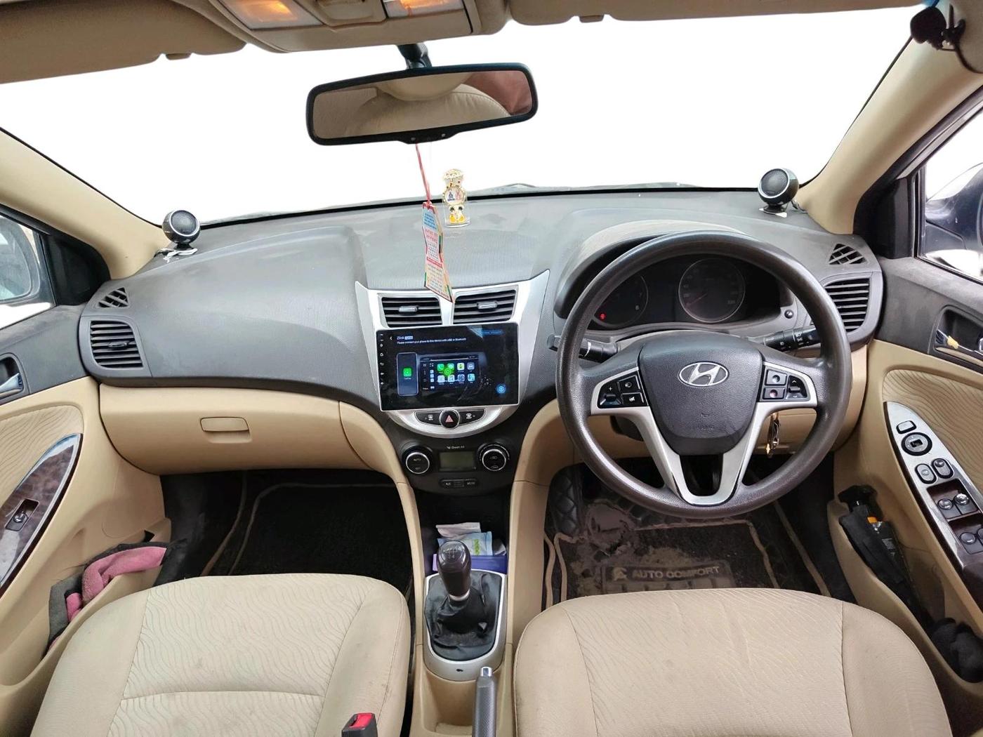 2014 Hyundai Verna FLUIDIC 1.4 VTVT CX, Petrol, Manual, 1,24,111 km, interior