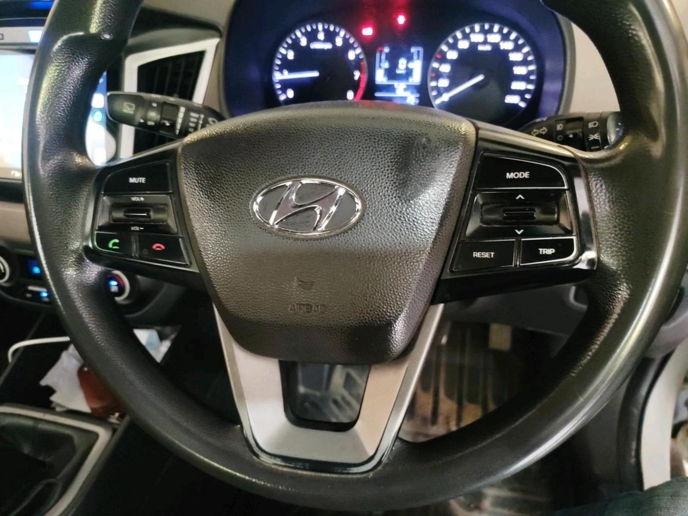 2016 Hyundai Creta SX PLUS 1.6 PETROL, Petrol, Manual, 1,26,013 km, interior