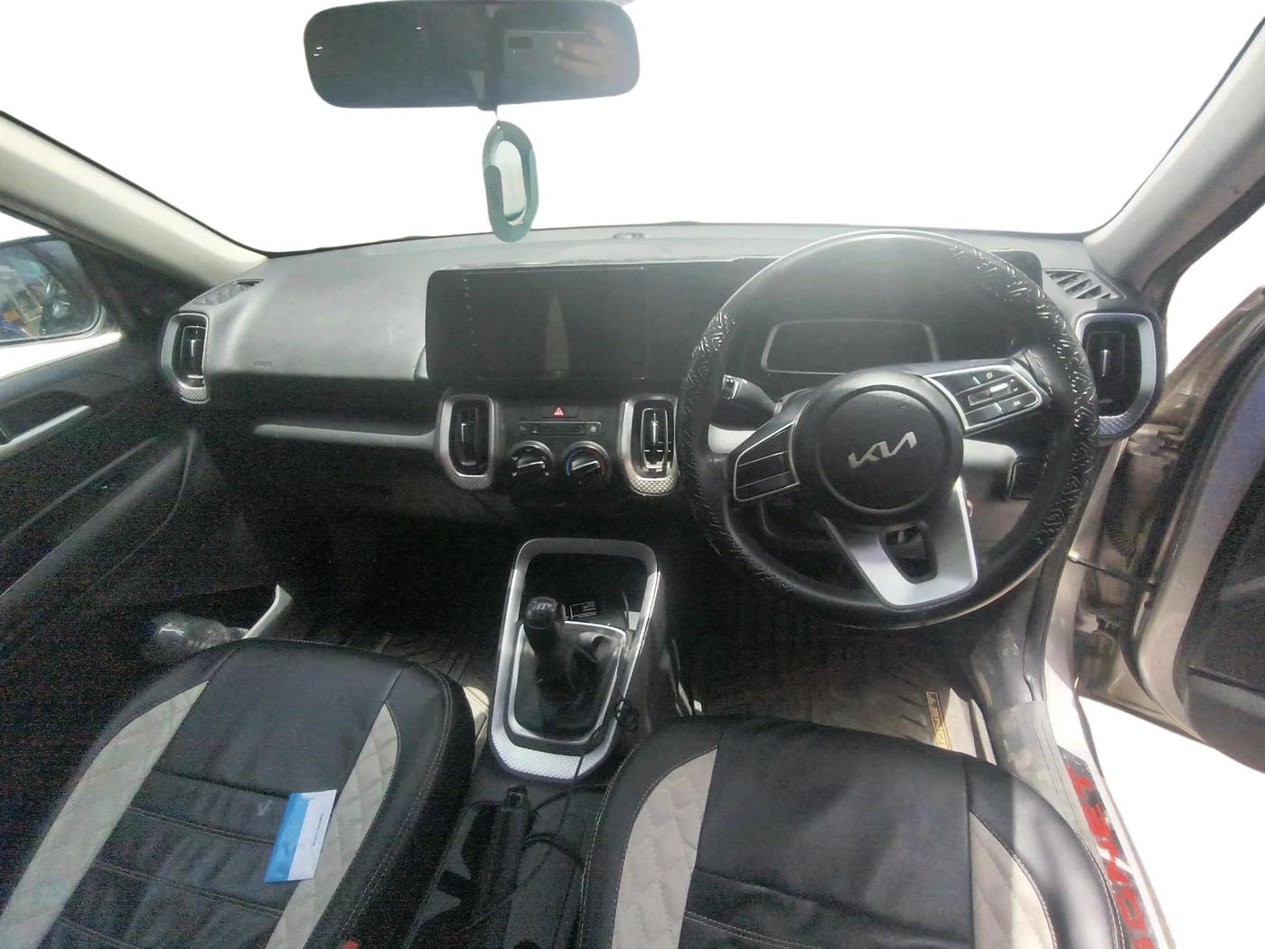 2022 KIA SONET HTE 1.2, Petrol, Manual, 20,216 km, interior