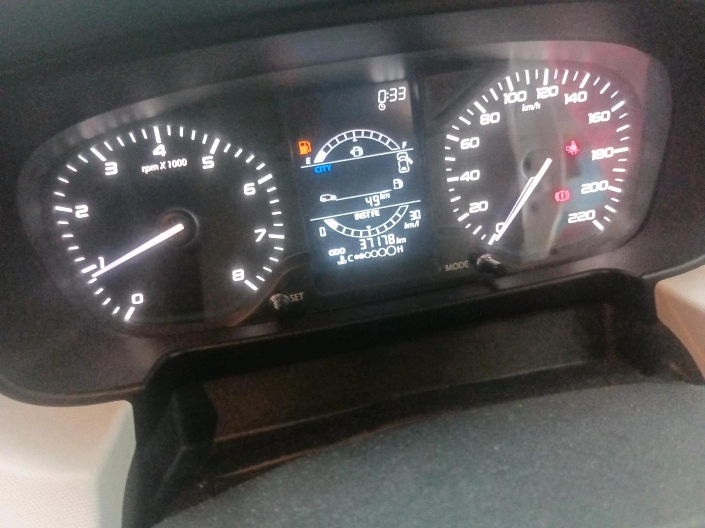 2023 Tata PUNCH PURE MT, Petrol, Manual, 37,178 km, interior