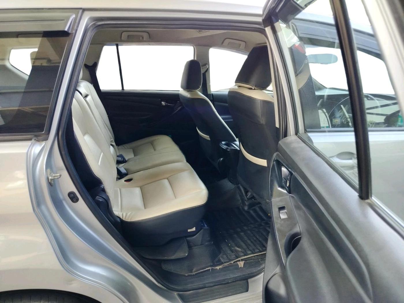 2018 Toyota Innova Crysta 2.4 GX 8 STR, Diesel, Manual, 1,19,401 km, interior