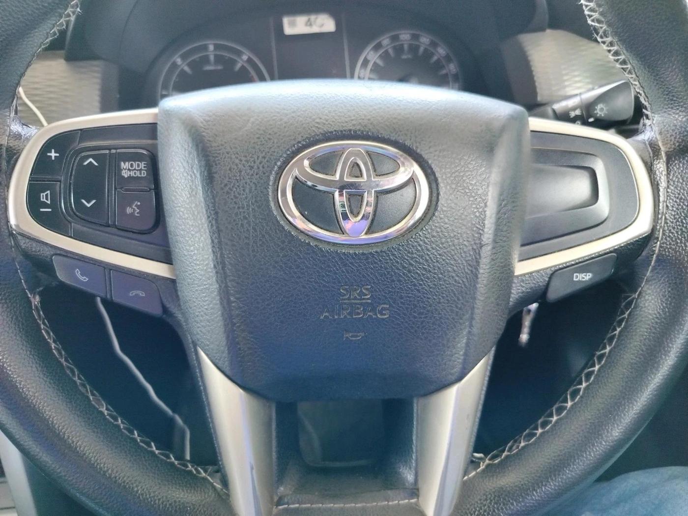 2018 Toyota Innova Crysta 2.4 GX 8 STR, Diesel, Manual, 1,19,401 km, interior