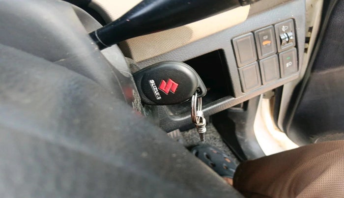2015 Maruti Wagon R 1.0 VXI, Petrol, Manual, 75,801 km, interior