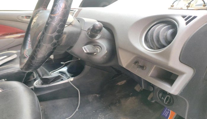2011 Toyota Etios VX, Petrol, Manual, 1,19,417 km, interior