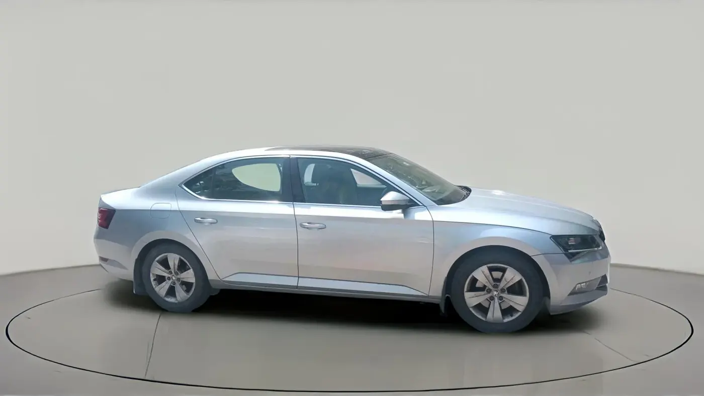 2016 Skoda Superb STYLE 1.8 TSI AT, Petrol, Automatic, 29,669 km, exterior