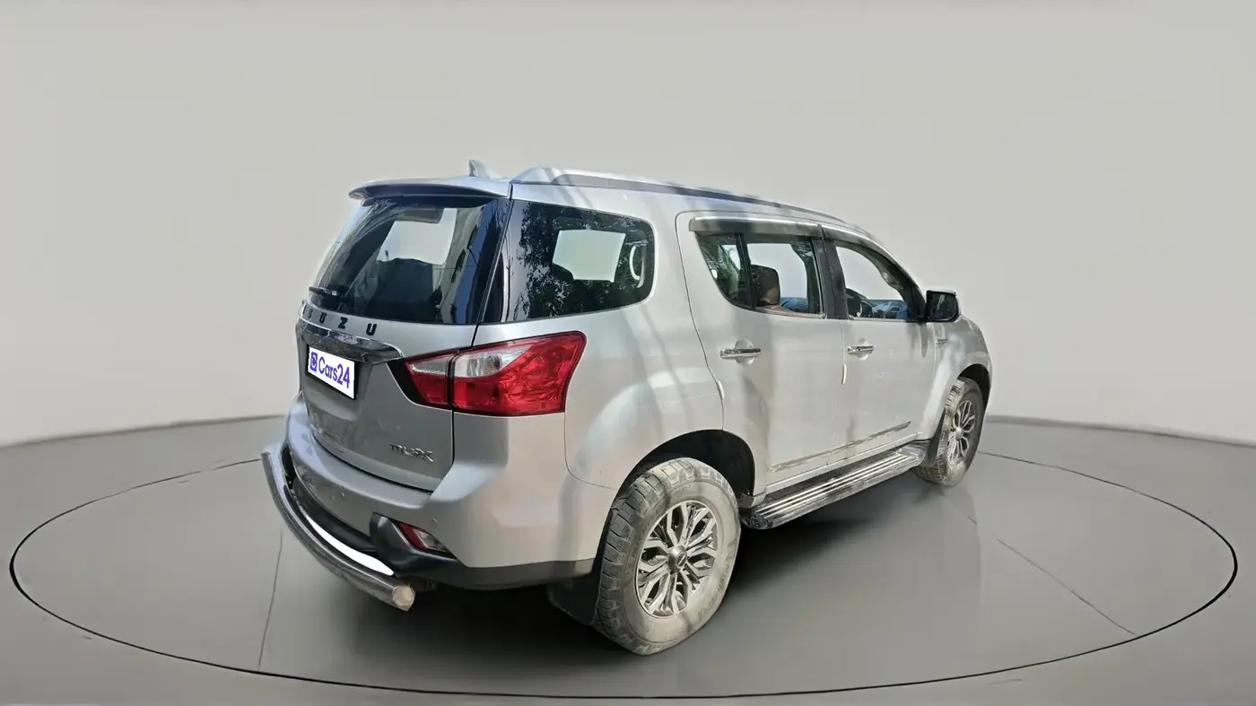 2018 ISUZU MU-X 4x2 AT, Diesel, Automatic, 1,17,662 km, exterior