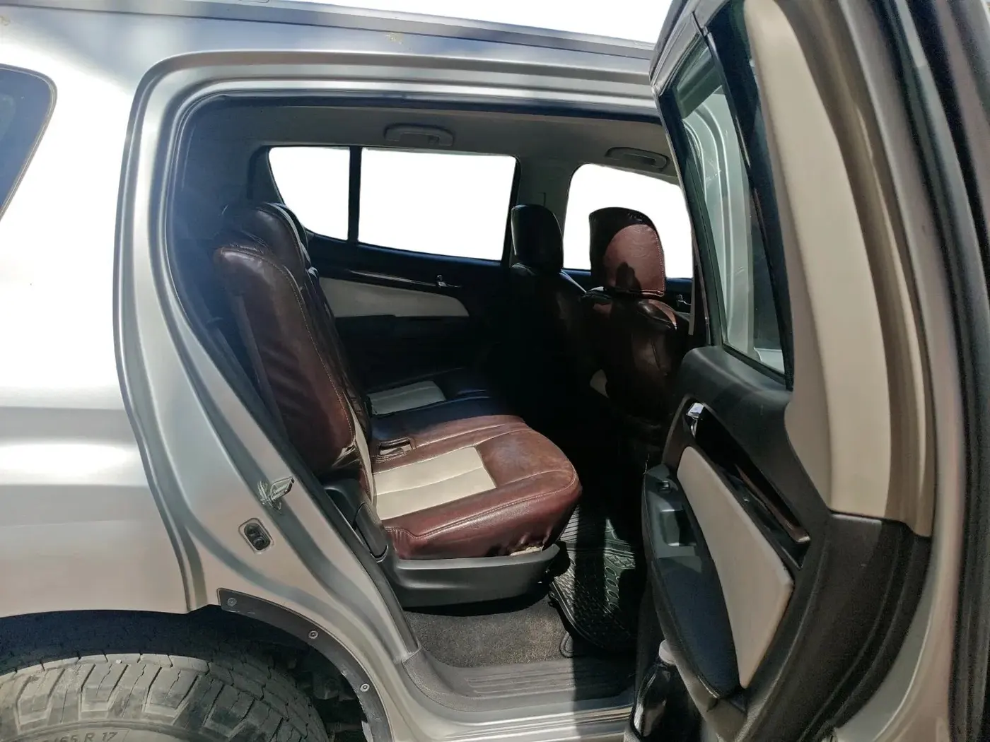 2018 ISUZU MU-X 4x2 AT, Diesel, Automatic, 1,17,662 km, interior