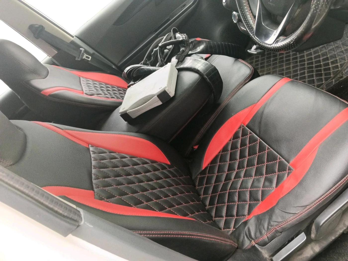 2018 Mahindra KUV 100 NXT K4+ D 6 STR, Diesel, Manual, 64,045 km, interior