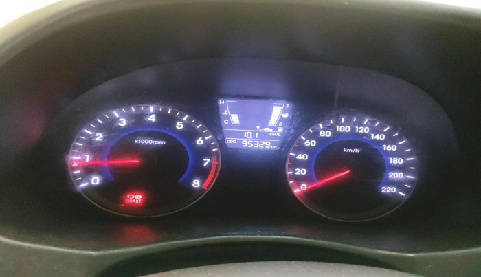 2013 Hyundai Verna FLUIDIC 1.4 VTVT, Petrol, Manual, 95,329 km, interior