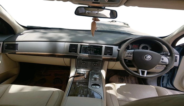 2011 Jaguar XF 5.0 PETROL, Petrol, Automatic, 61,012 km, interior