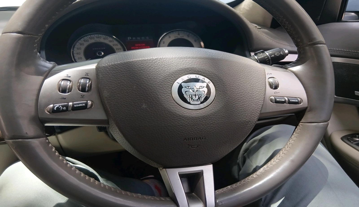 2011 Jaguar XF 5.0 PETROL, Petrol, Automatic, 61,012 km, interior