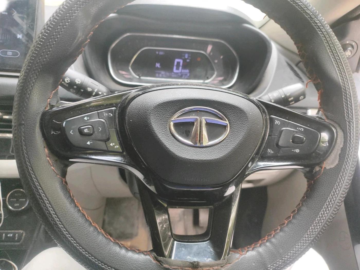 2021 Tata NEXON XZA PLUS (O) DIESEL, Diesel, Automatic, 1,61,615 km, interior