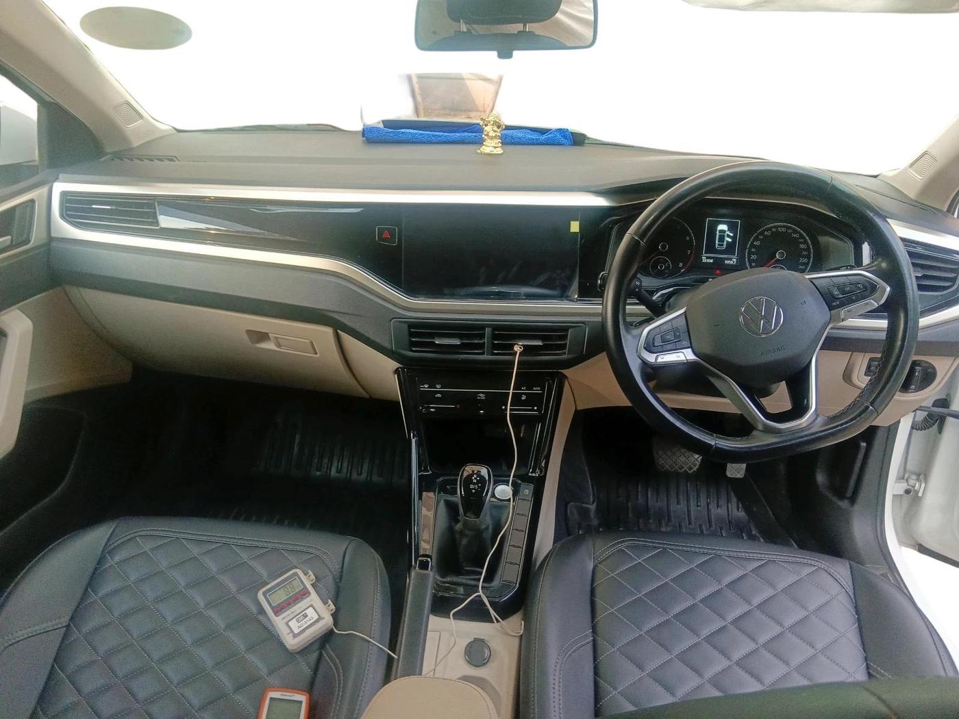 2024 Volkswagen VIRTUS HIGHLINE TSI 1.0 AT, Petrol, Automatic, 33,104 km, interior