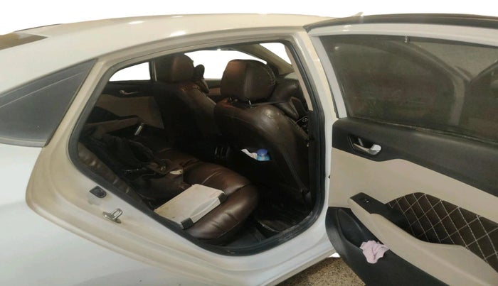 2019 Hyundai Verna 1.6 CRDI SX + AT, Diesel, Automatic, 63,326 km, interior