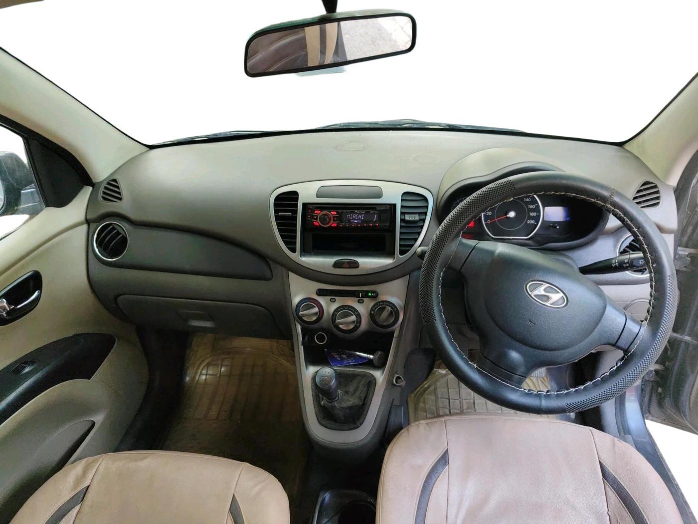 2011 Hyundai i10 MAGNA 1.2, Petrol, Manual, 88,162 km, interior