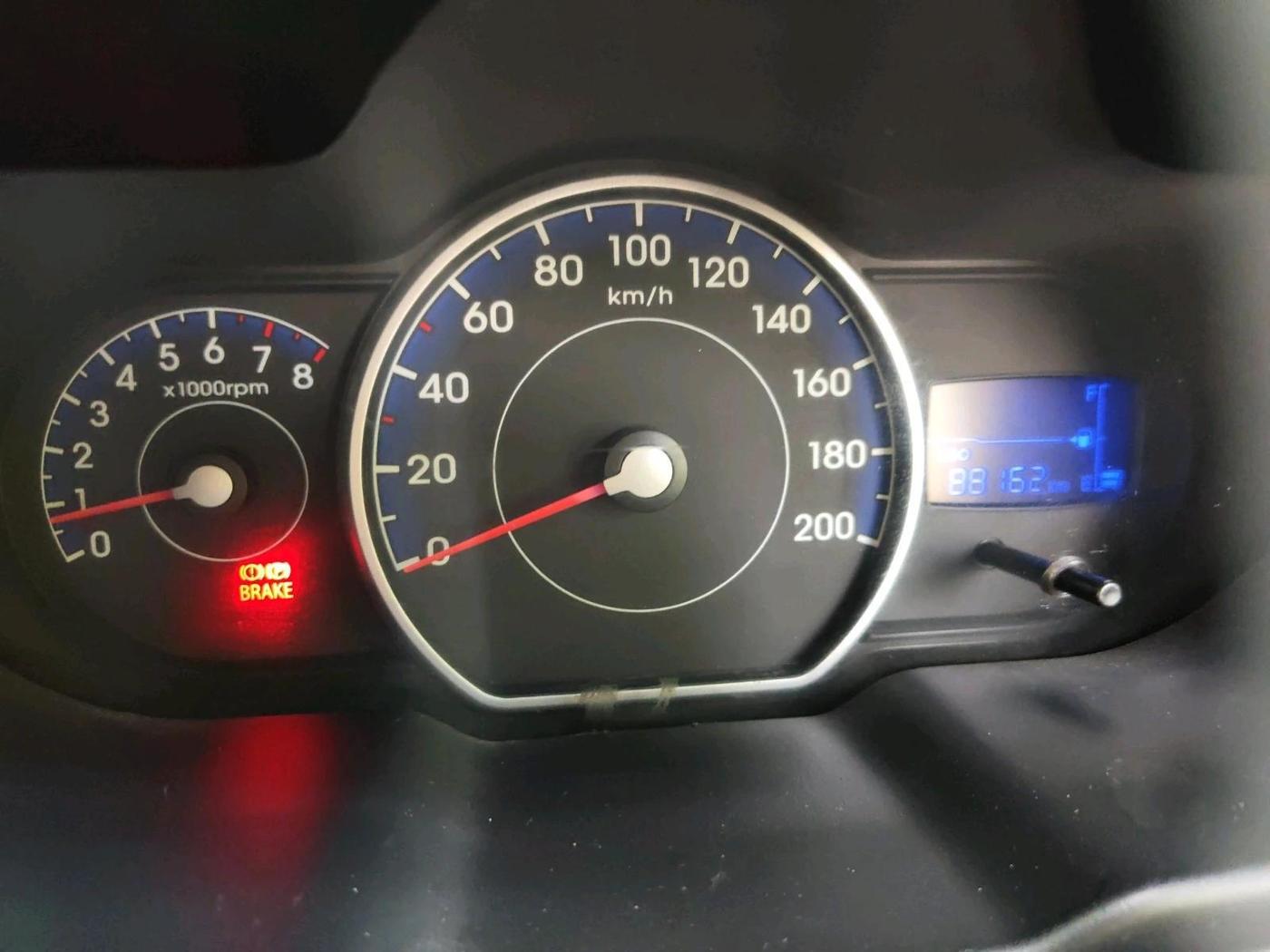 2011 Hyundai i10 MAGNA 1.2, Petrol, Manual, 88,162 km, interior