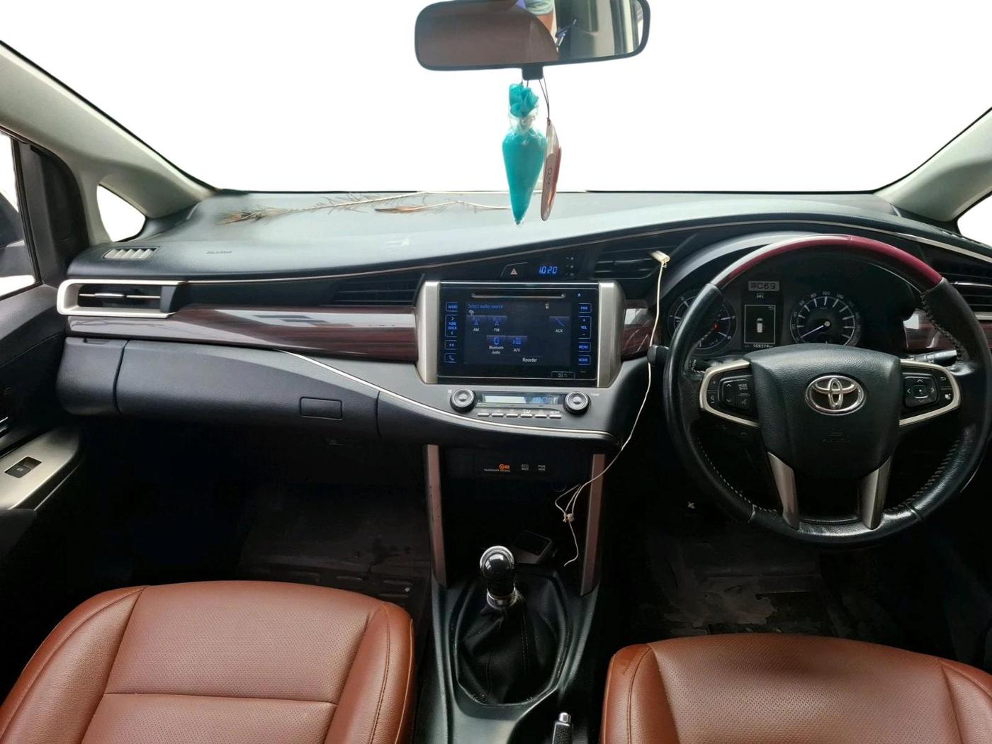 2017 Toyota Innova Crysta 2.4 VX 7 STR, Diesel, Manual, 1,68,374 km, interior