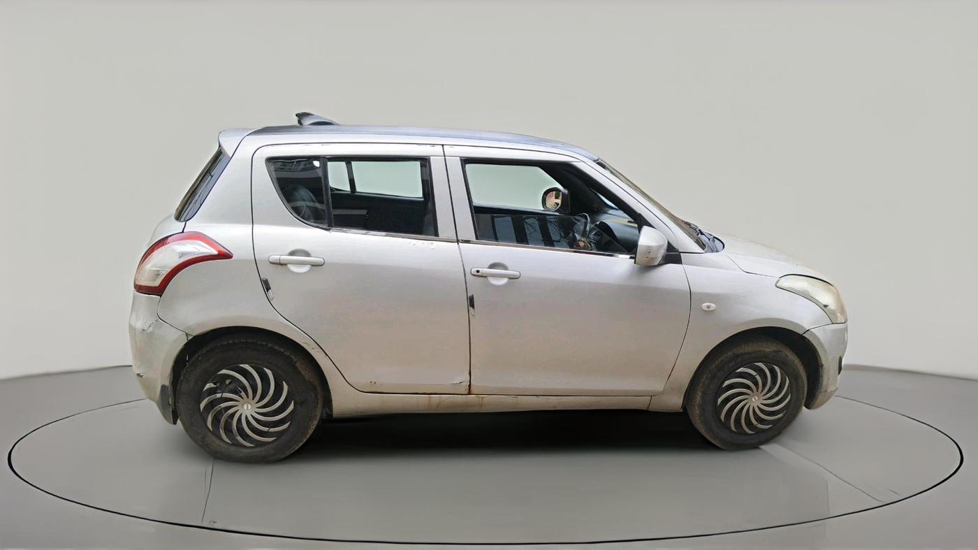 2012 Maruti Swift LXI, CNG, Manual, 69,810 km, exterior