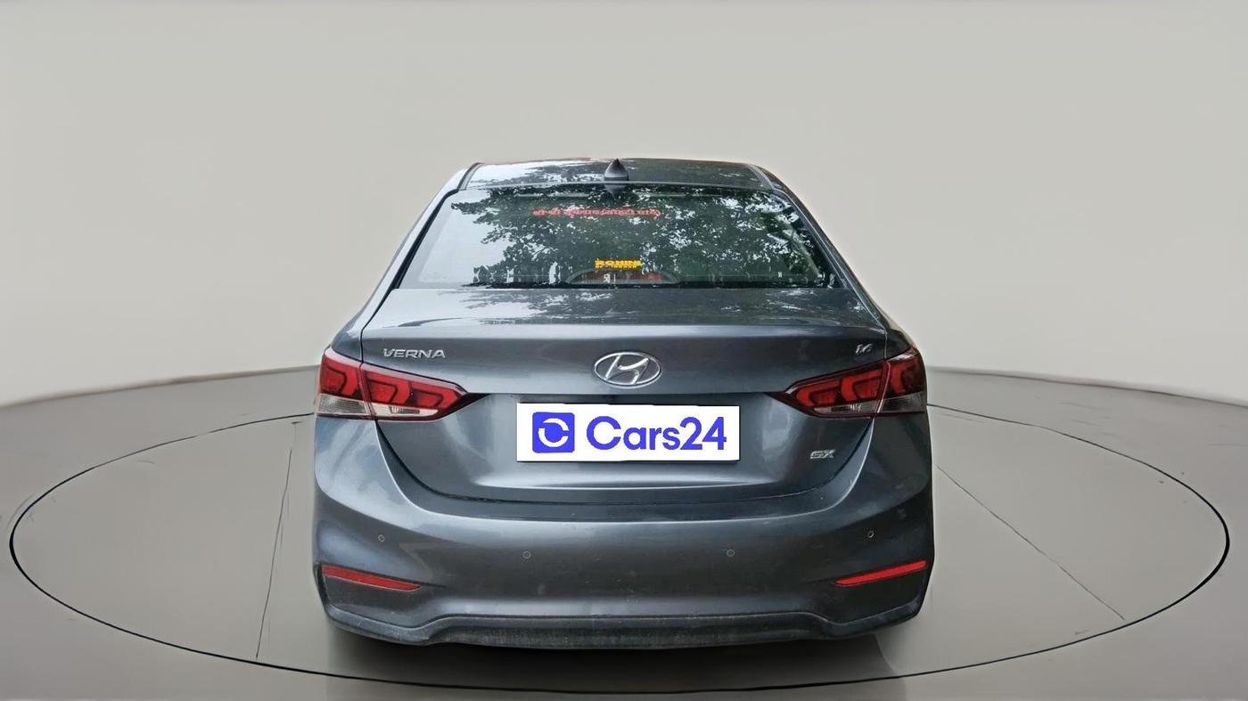 2017 Hyundai Verna 1.6 VTVT SX (O) AT, Petrol, Automatic, 91,905 km, exterior