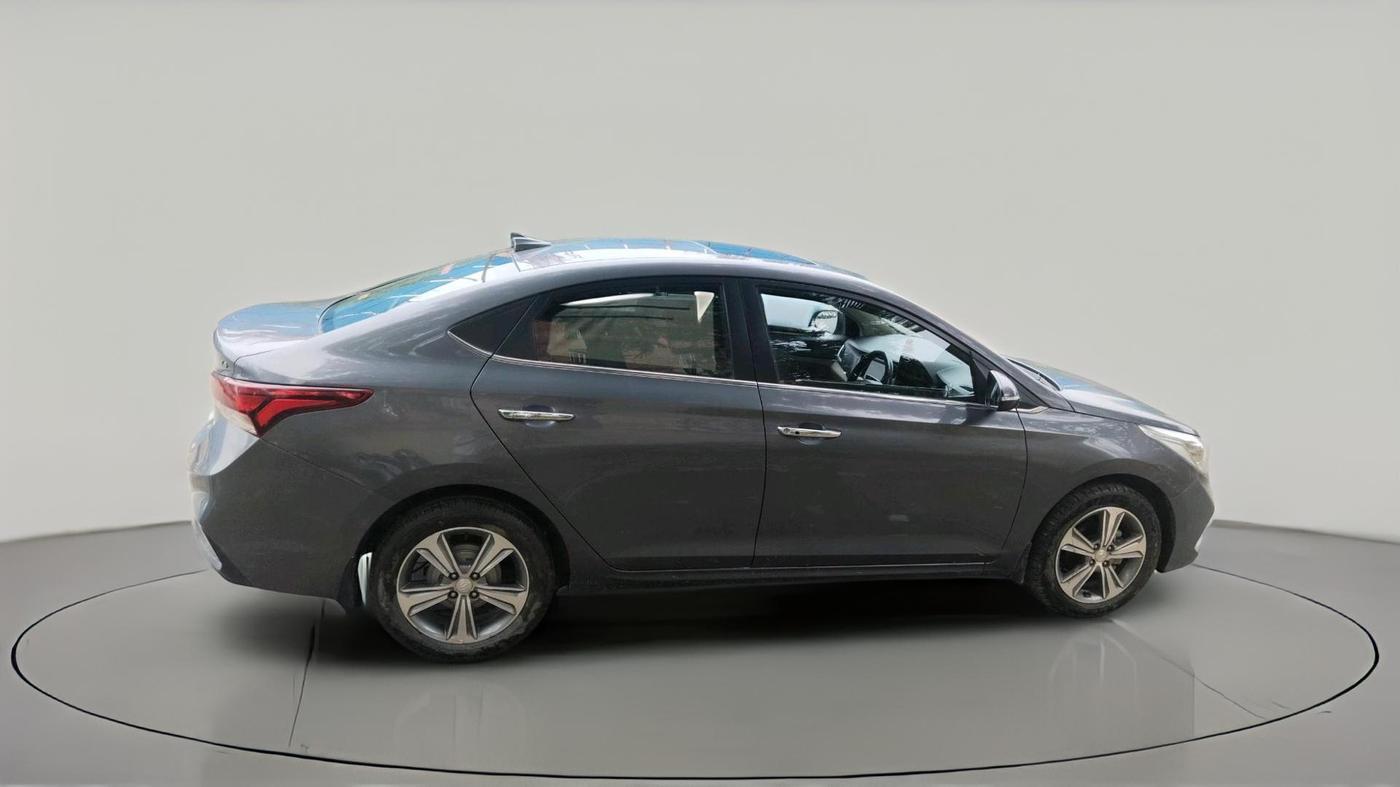 2017 Hyundai Verna 1.6 VTVT SX (O) AT, Petrol, Automatic, 91,905 km, exterior