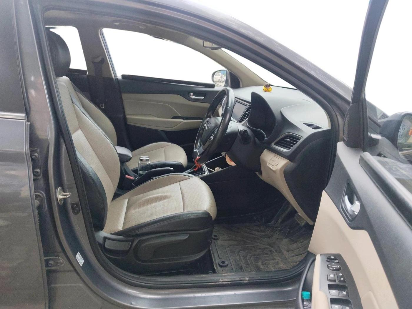 2017 Hyundai Verna 1.6 VTVT SX (O) AT, Petrol, Automatic, 91,905 km, interior