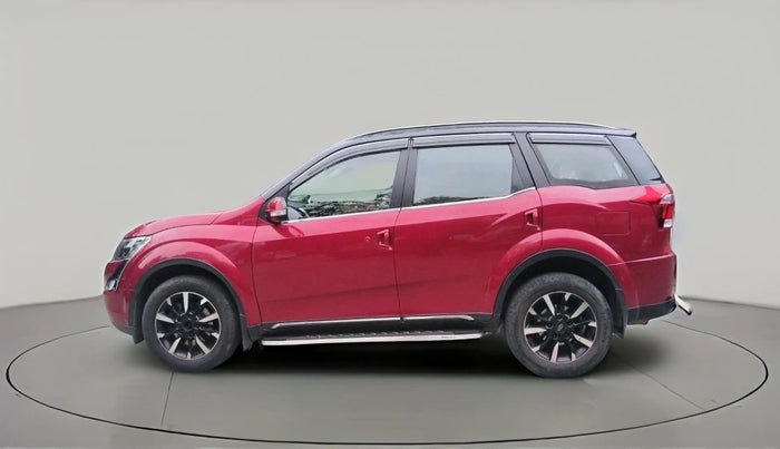 2018 Mahindra XUV500 W11 AT, Diesel, Automatic, 97,459 km, exterior